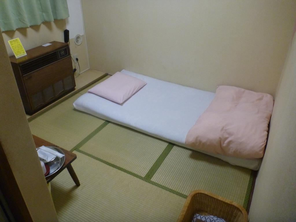 Hotel New Tochigiya Tōkyō Extérieur photo